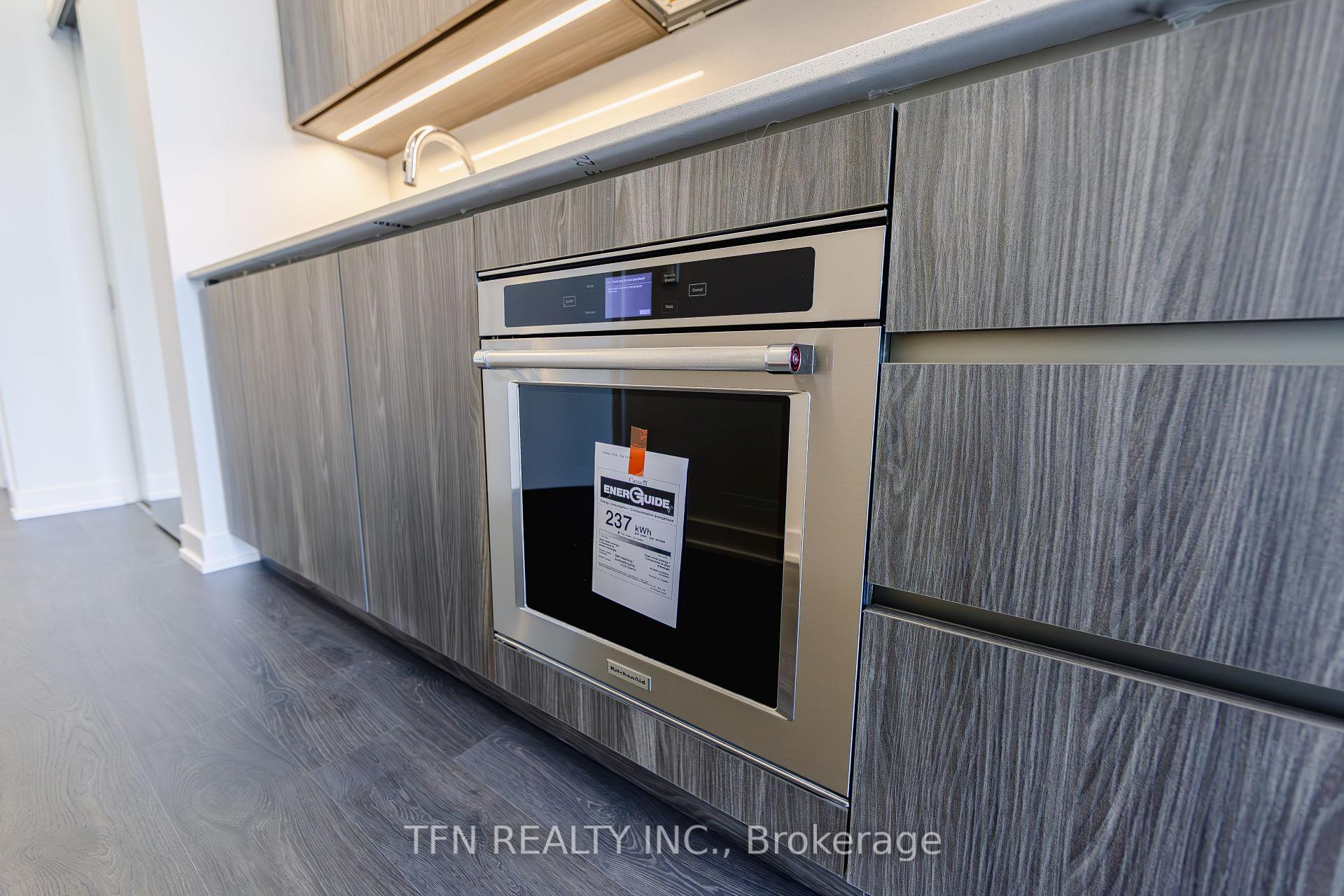 15 Richardson Street 513, Toronto Unit: 513