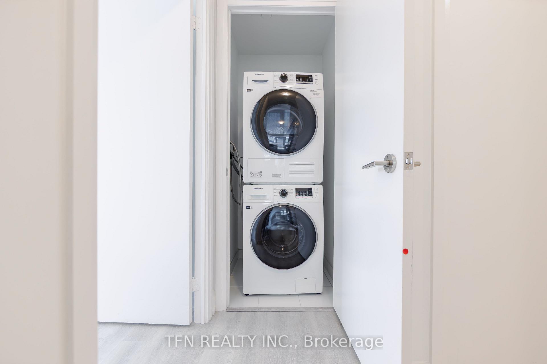 15 Richardson Street 1318, Toronto Unit: 1318