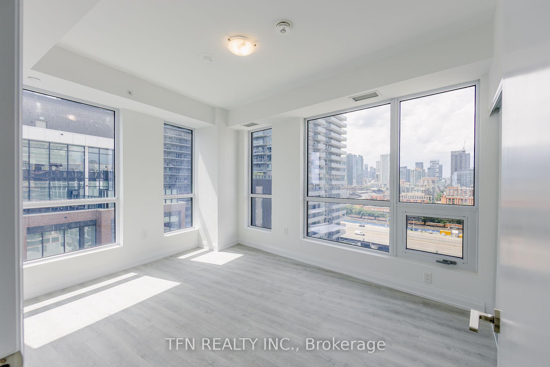 15 Richardson Street 1318, Toronto Unit: 1318
