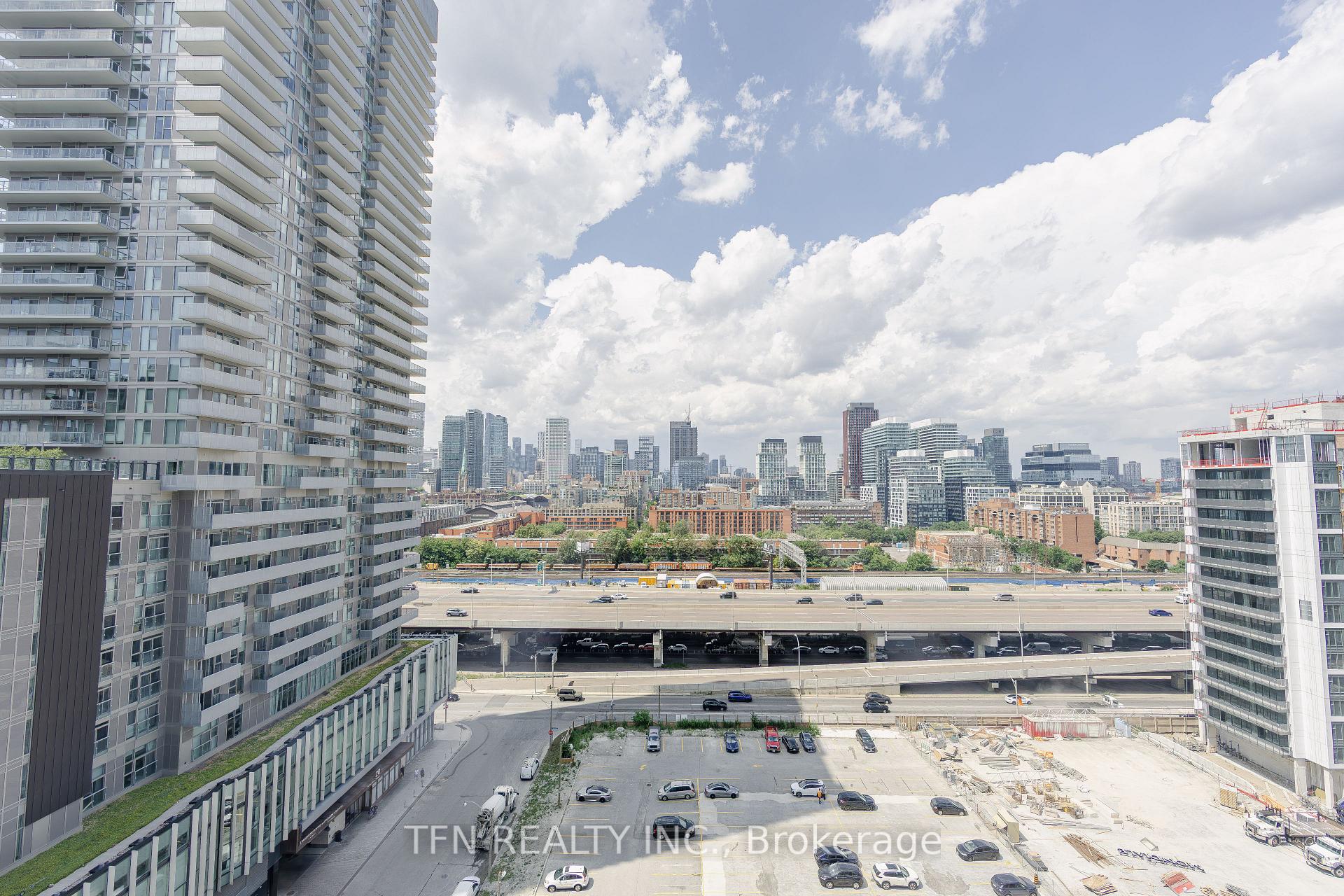 15 Richardson Street 1318, Toronto Unit: 1318