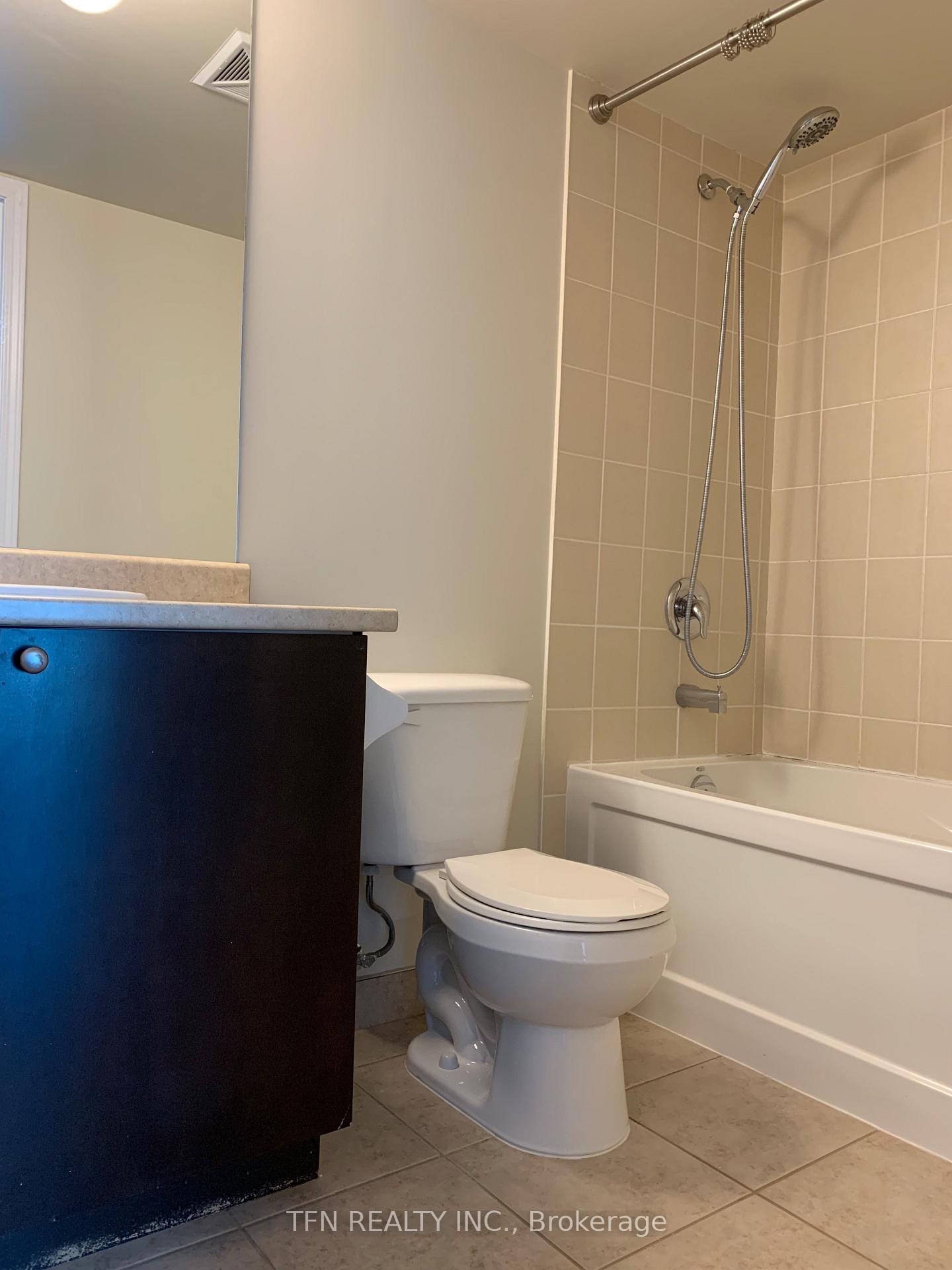 19 Grand Trunk Crescent 3306, Toronto Unit: 3306