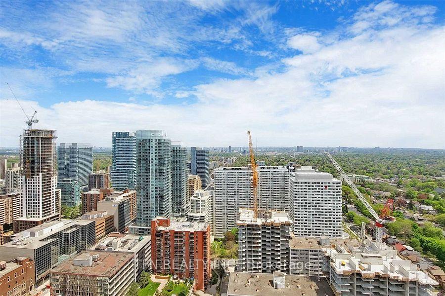 2191 Yonge Street 4101, Toronto Unit: 4101