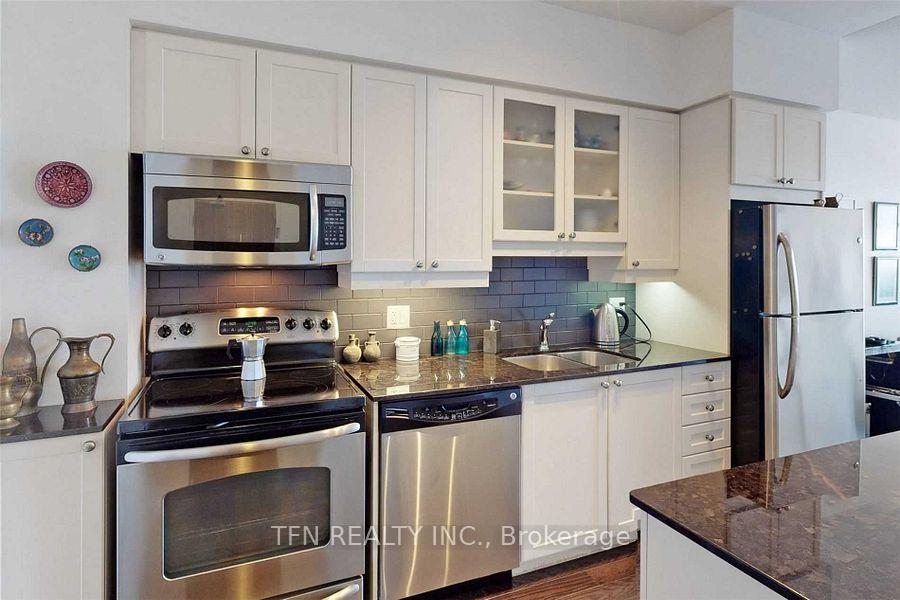 2191 Yonge Street 4101, Toronto Unit: 4101