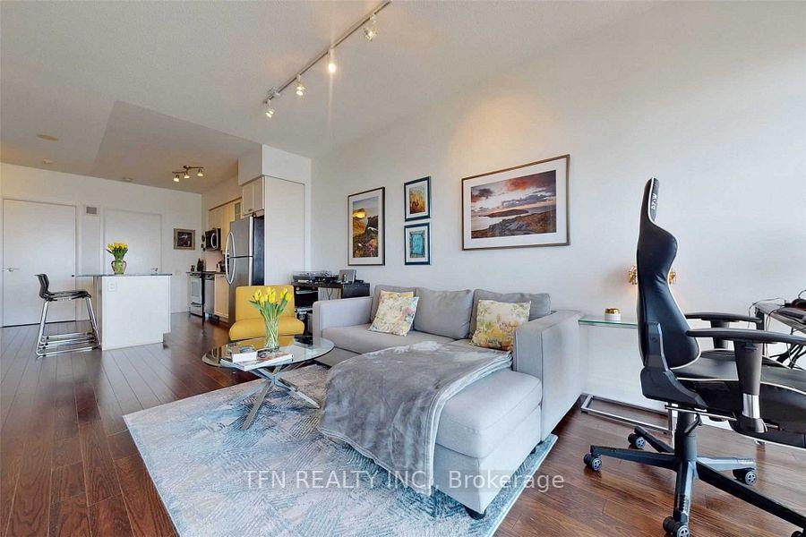2191 Yonge Street 4101, Toronto Unit: 4101