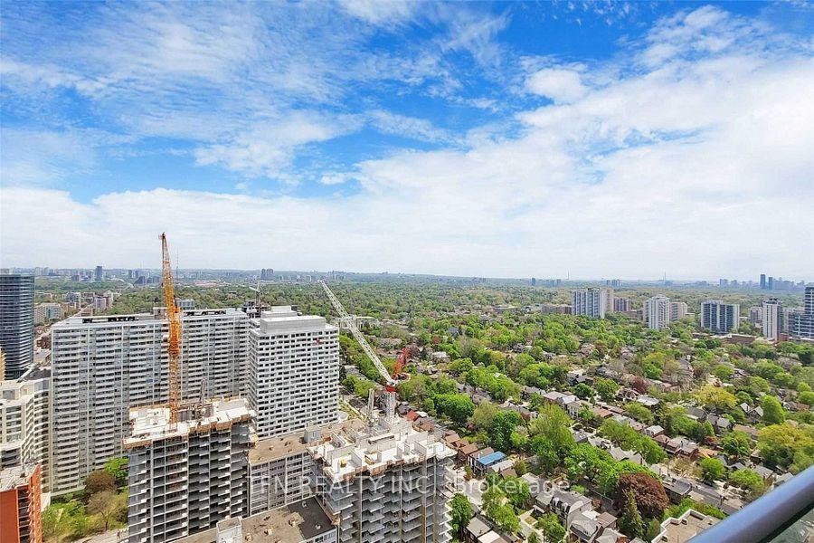 2191 Yonge Street 4101, Toronto Unit: 4101