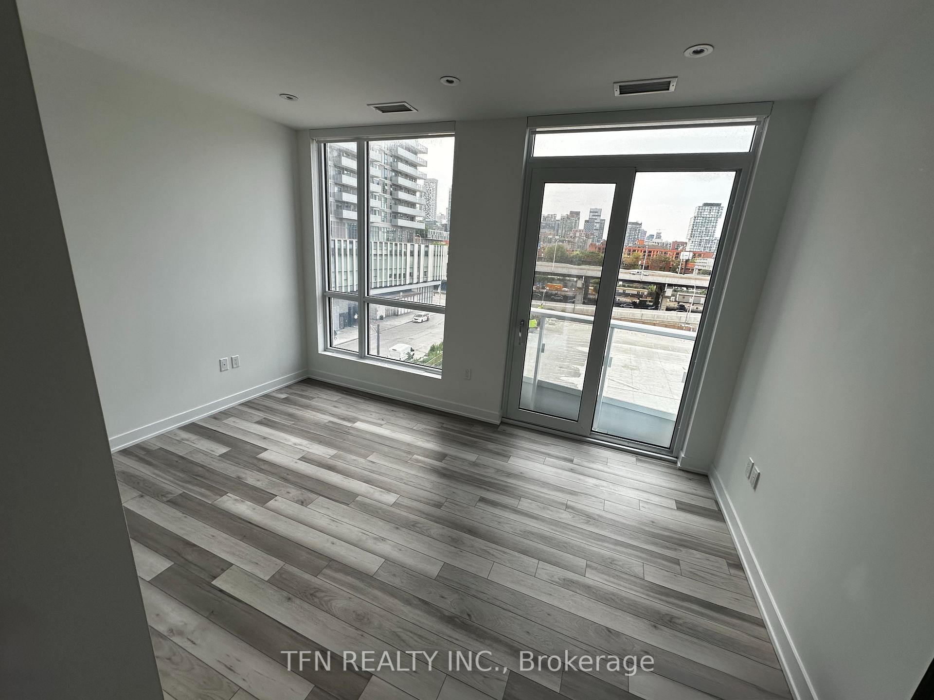 15 Richardson Street 501, Toronto Unit: 501
