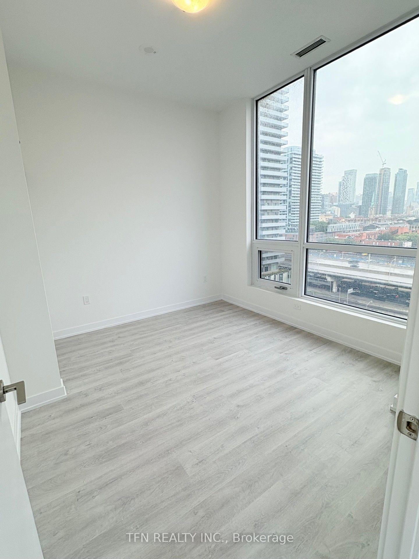 15 Richardson Street 1405, Toronto Unit: 1405
