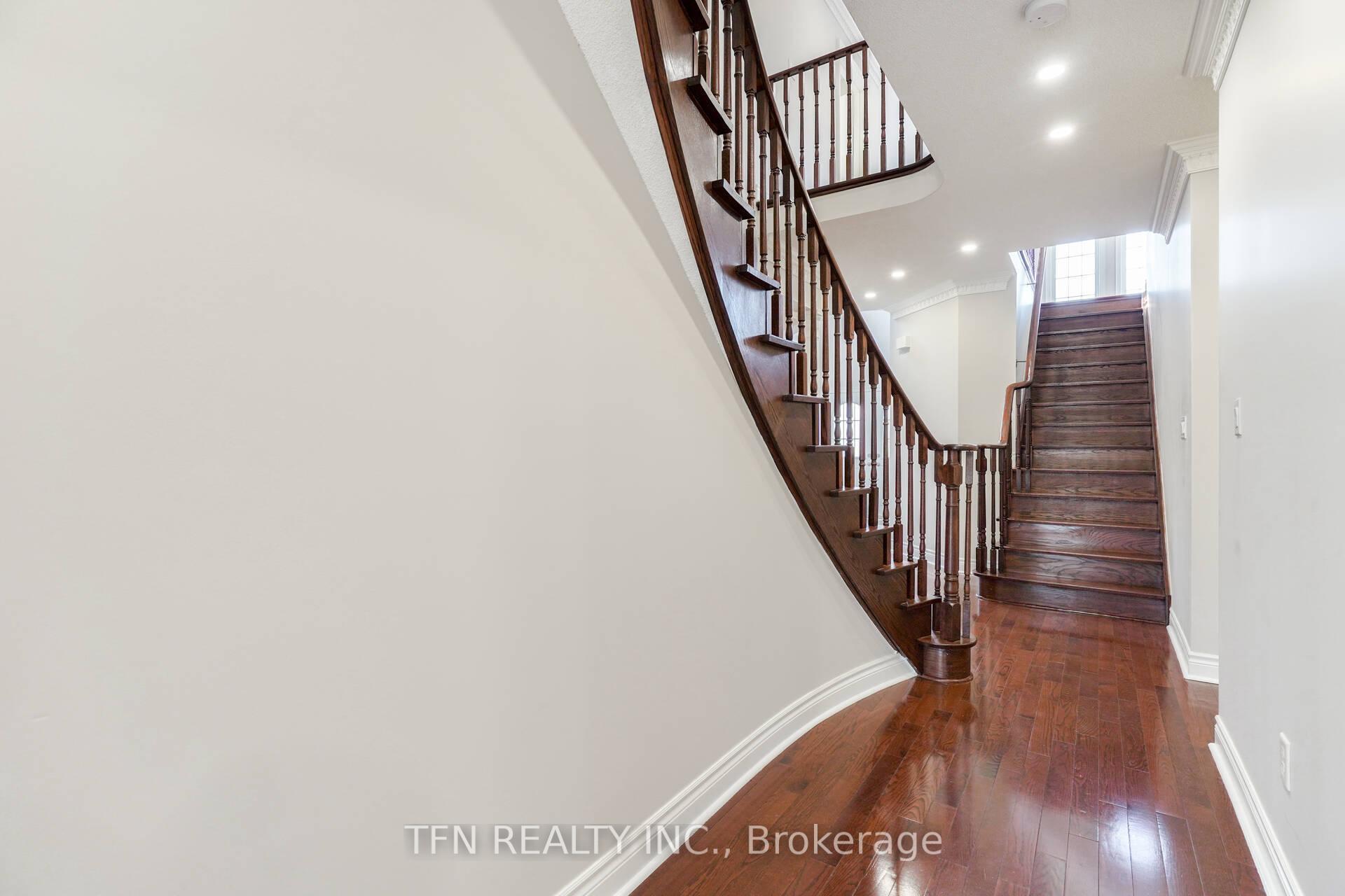 1648 Pennel Drive Upper