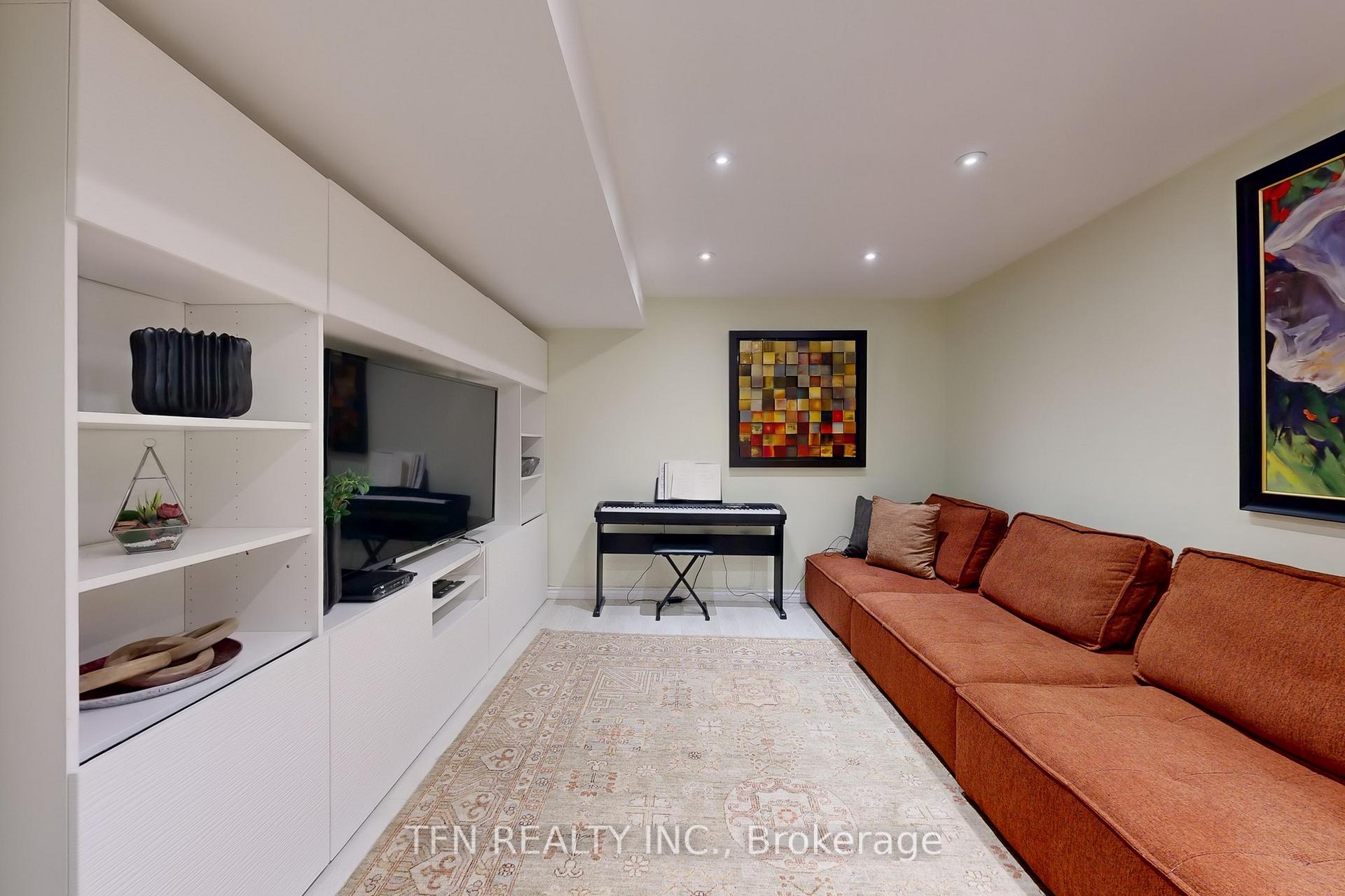 177 Bentoak Crescent