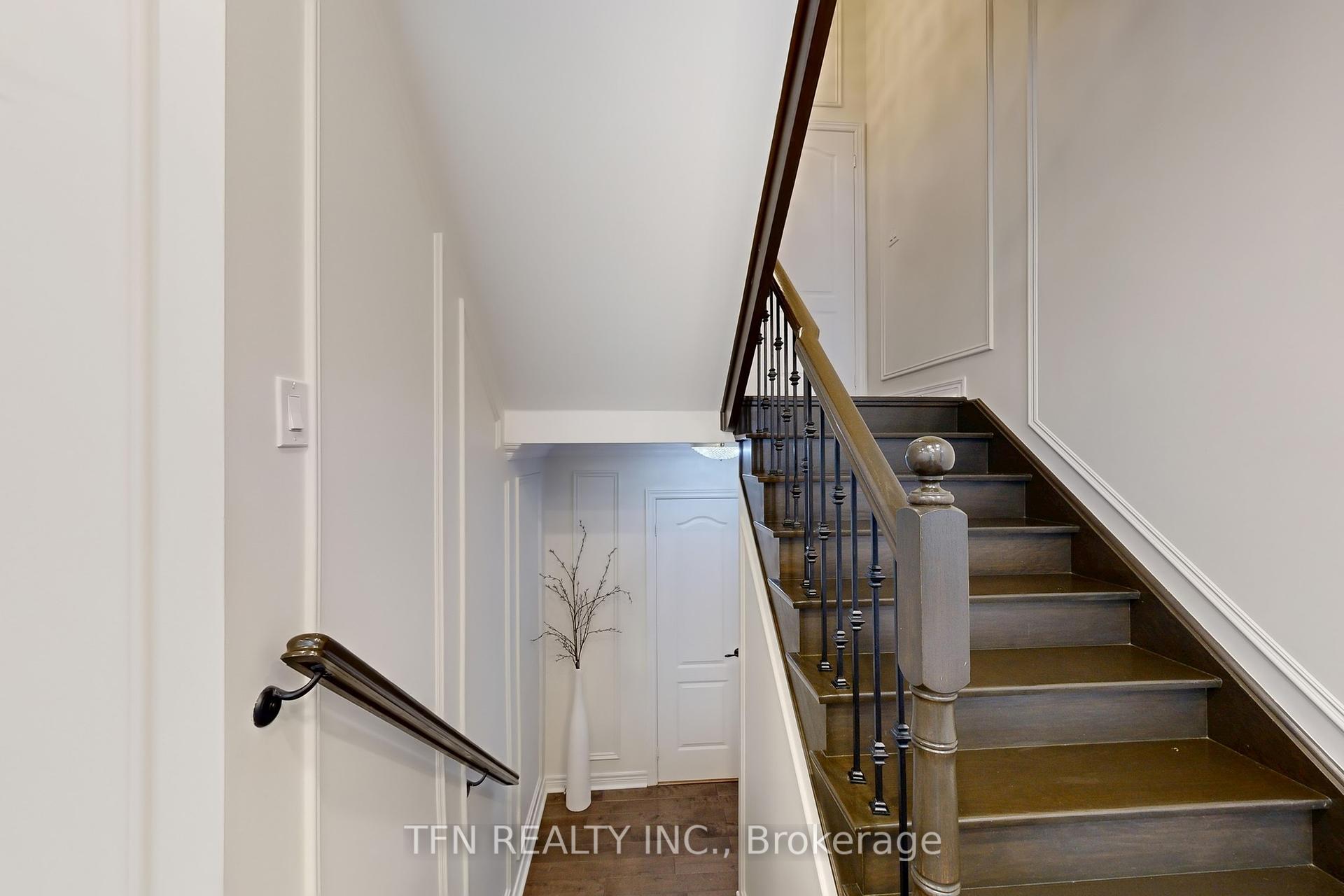 177 Bentoak Crescent