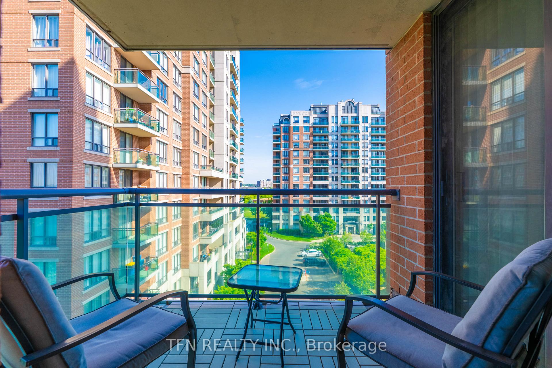 310 Red Maple Road 605