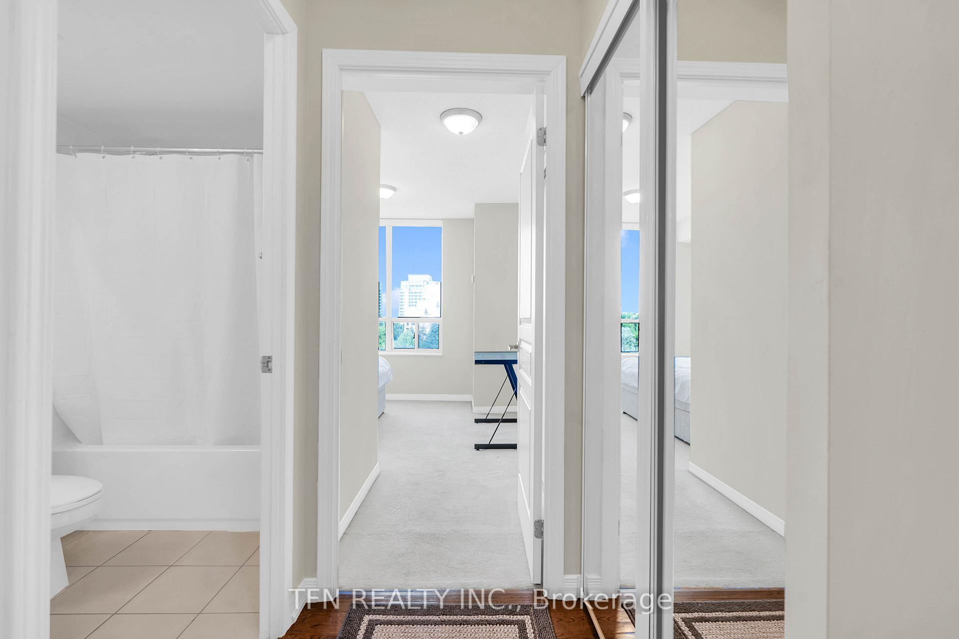 310 Red Maple Road 605