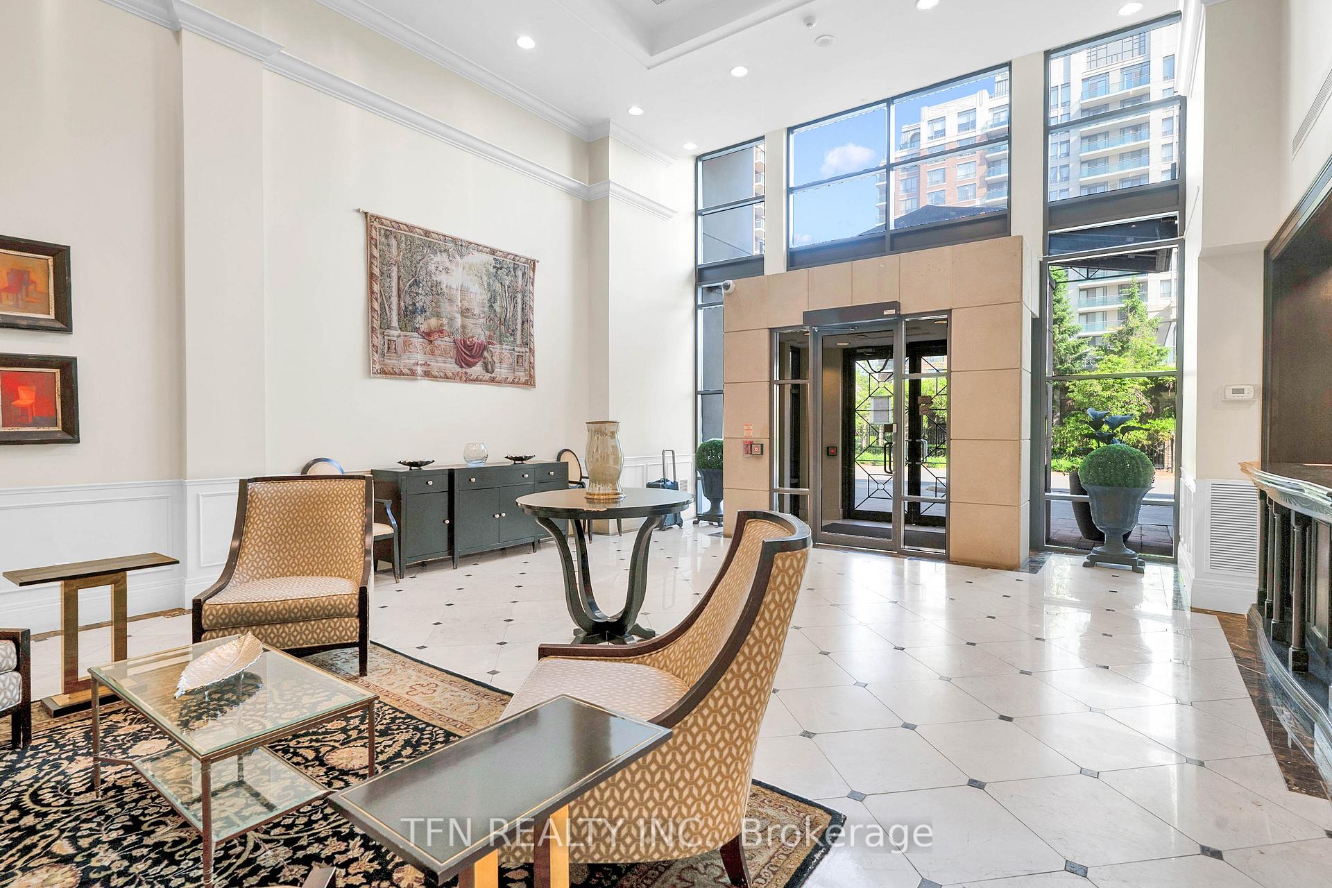 310 Red Maple Road 605