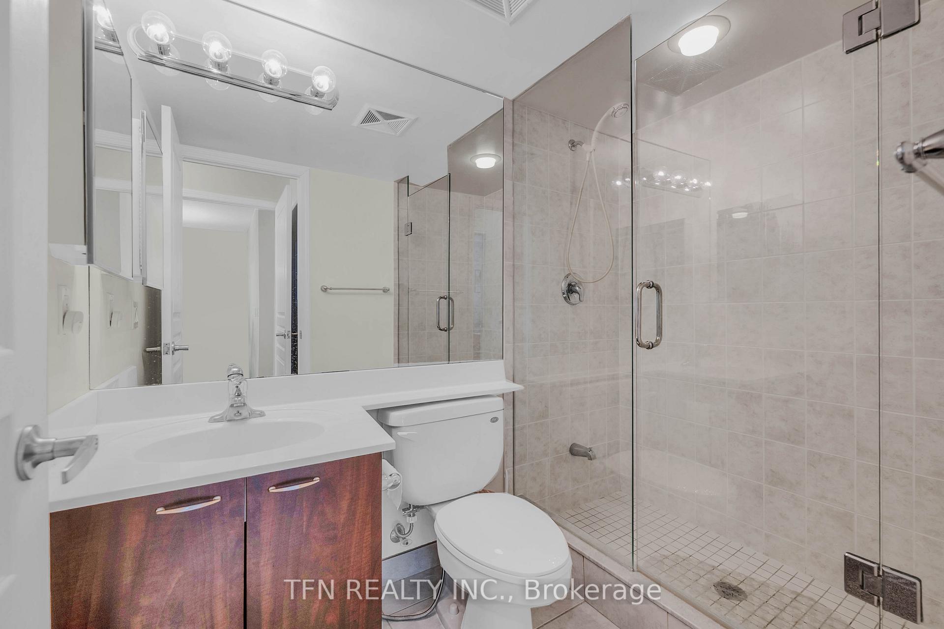 310 Red Maple Road 605