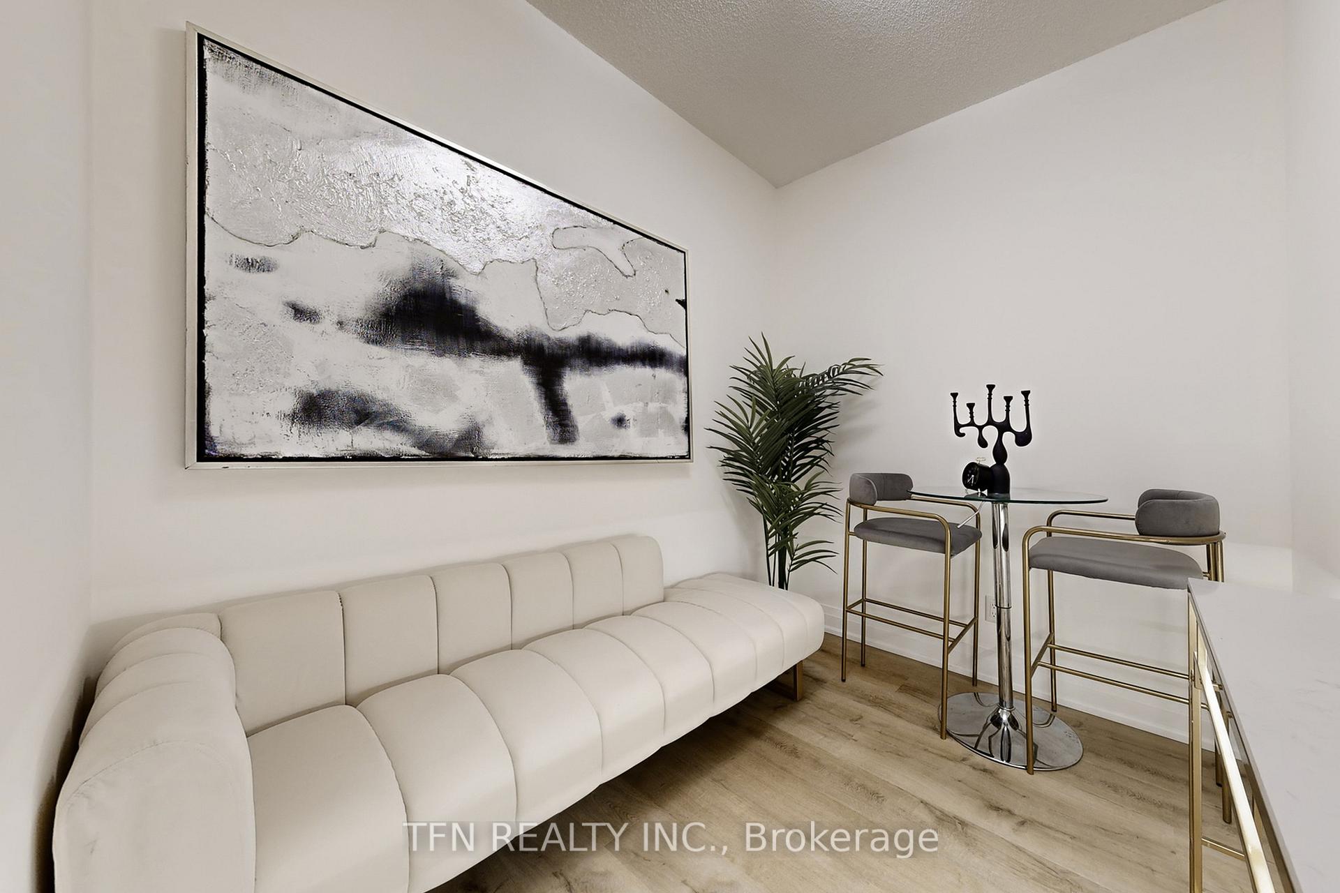 75 North Park Road S 307