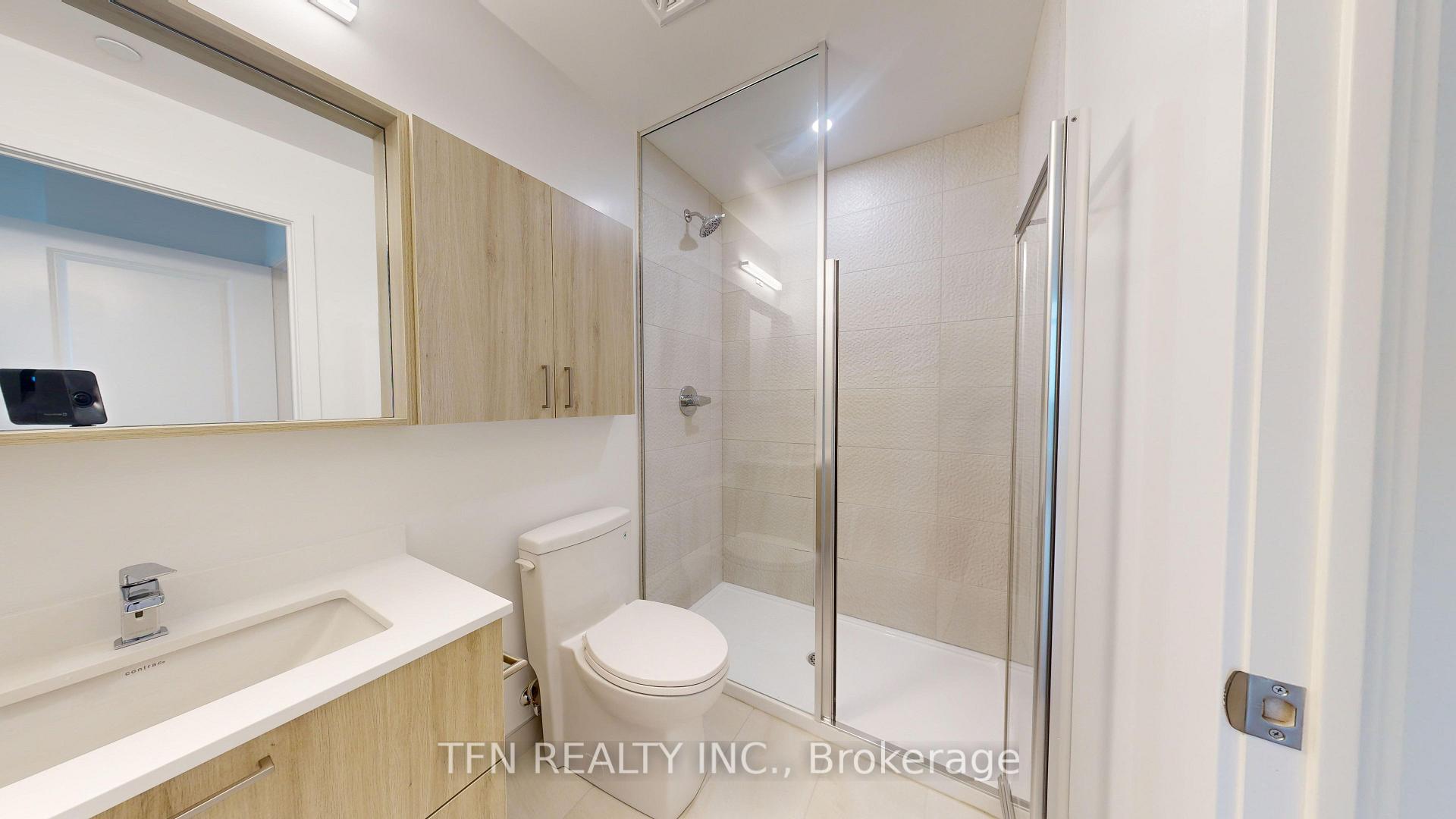 30 Upper Mall Way 2104