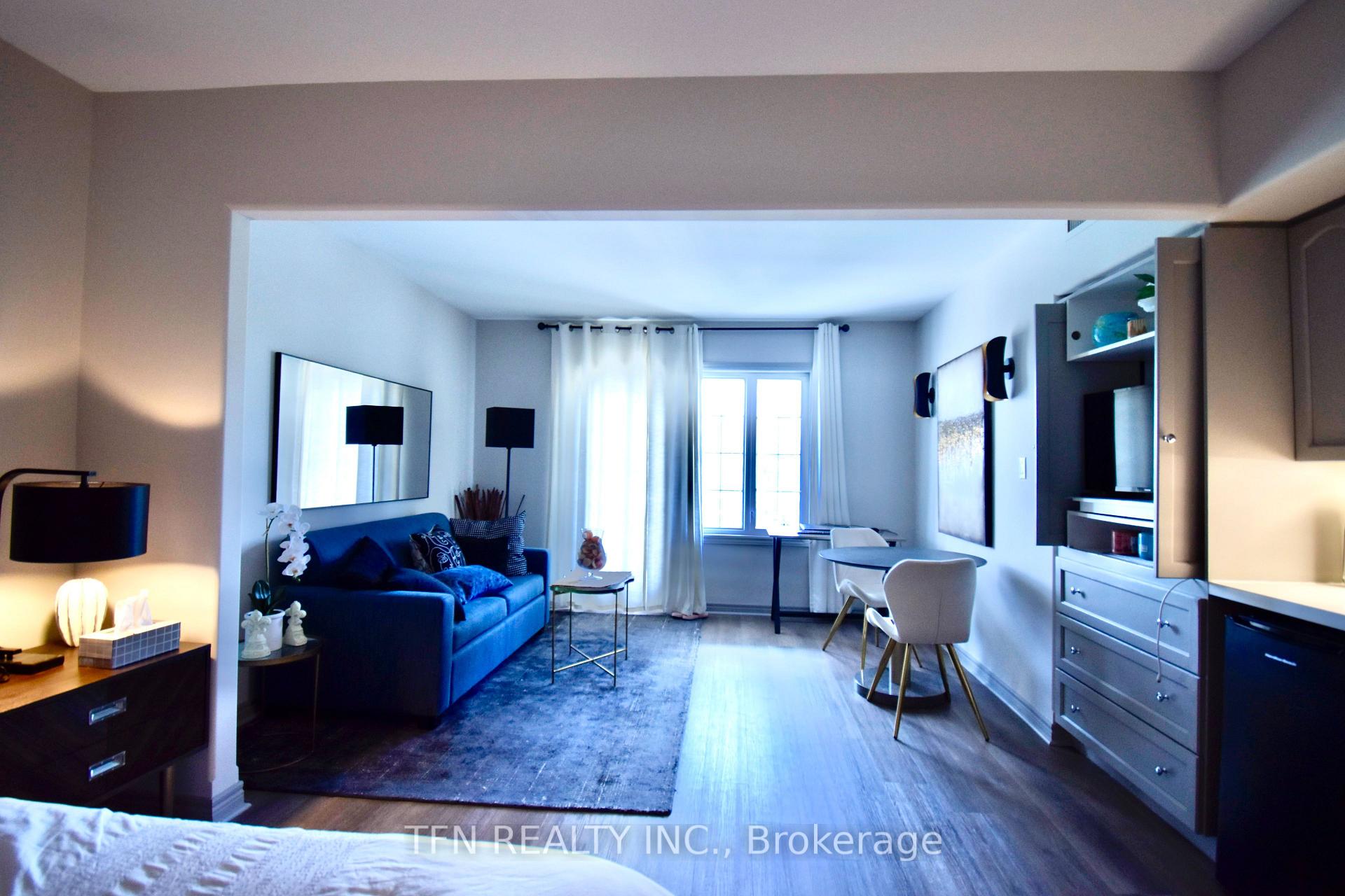 90 Highland Drive 2498-1