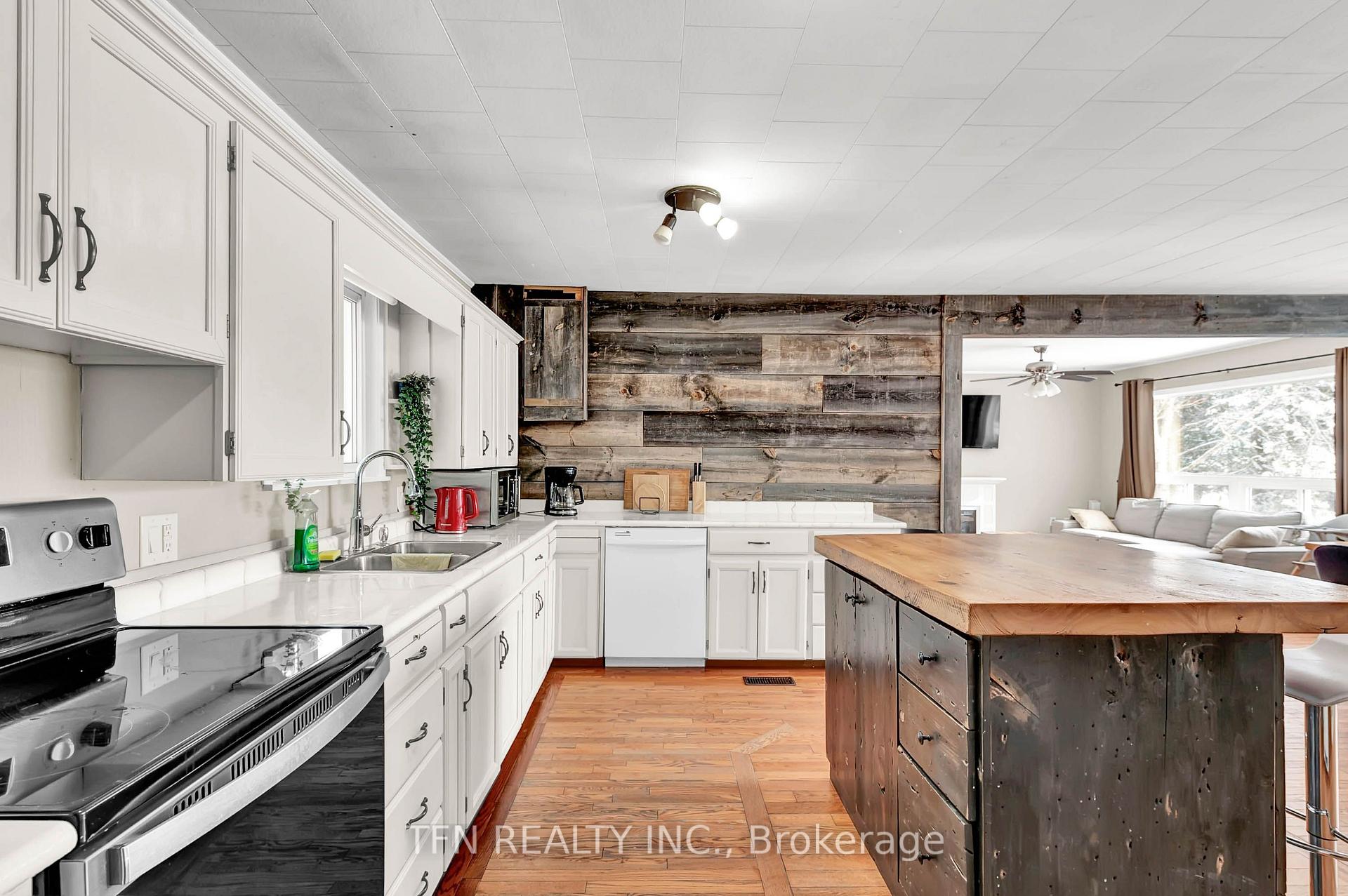 322 Concession Road W