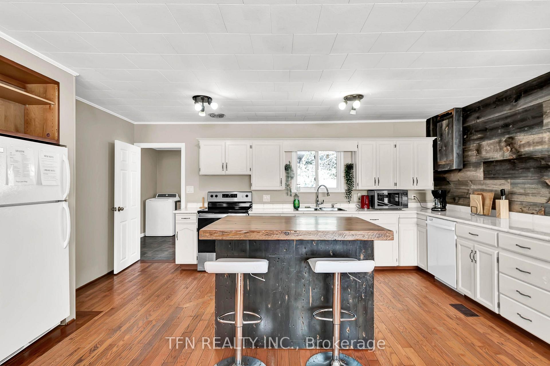 322 Concession Road W