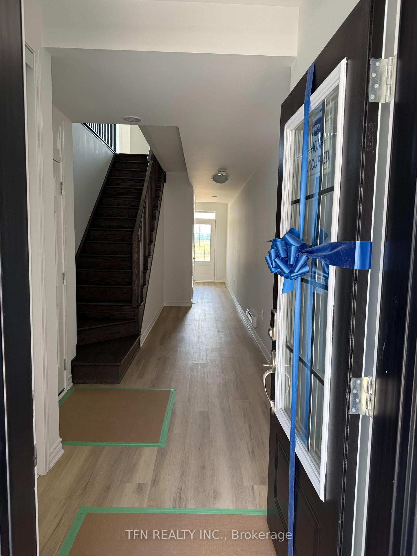 26 Pearen Lane N