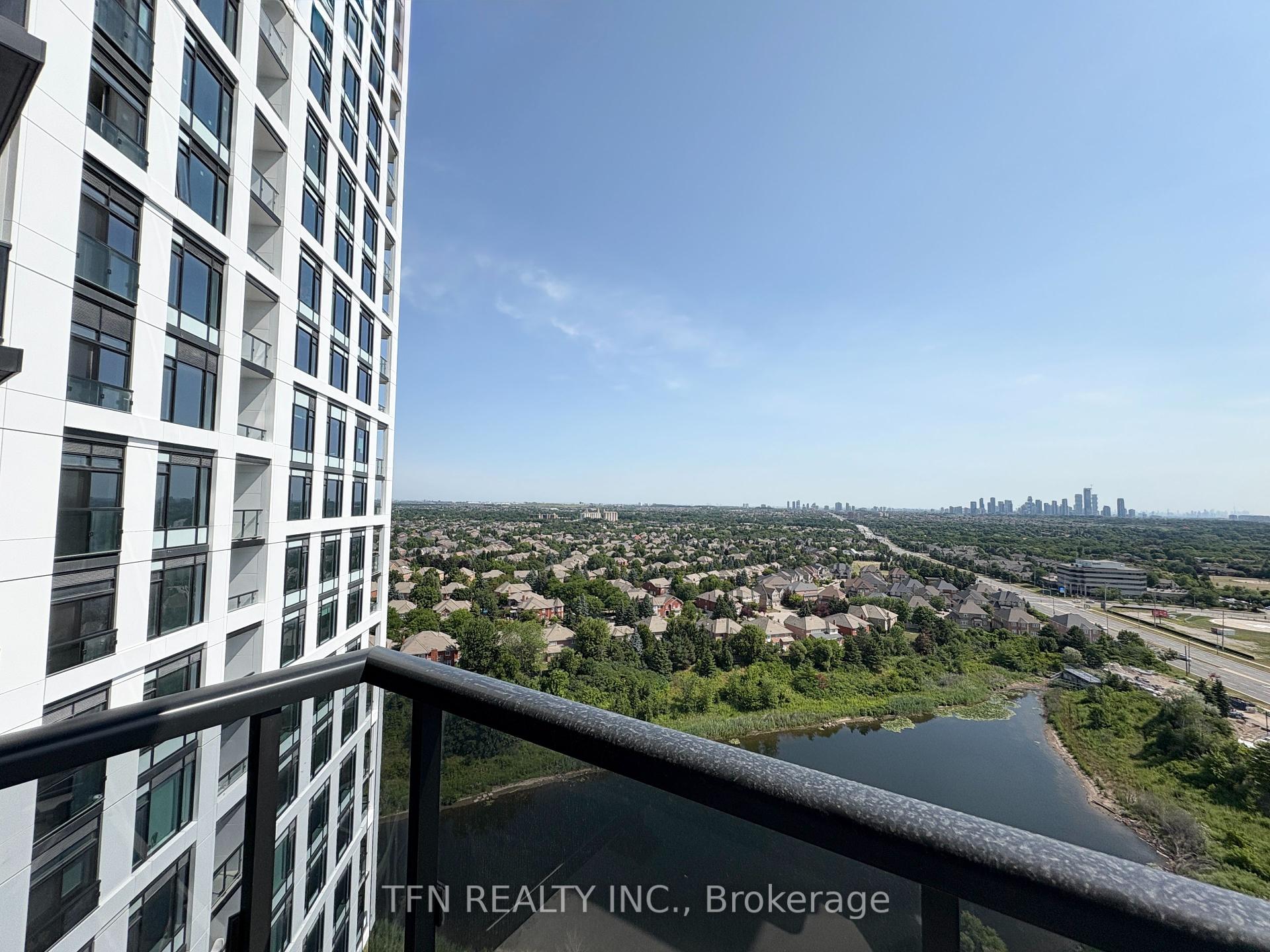 2495 Eglinton Avenue W 1703