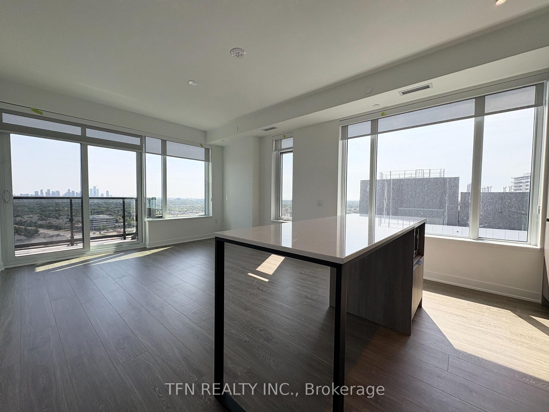 2495 Eglinton Avenue W 1703