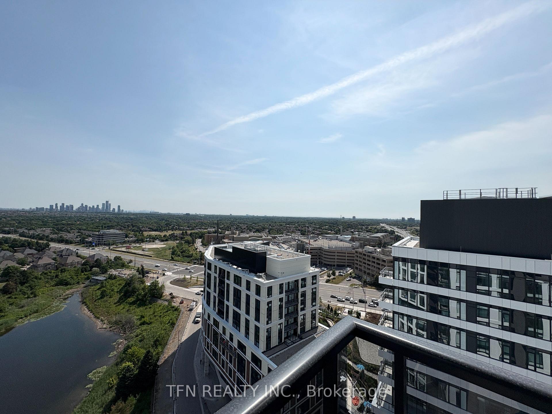 2495 Eglinton Avenue W 1703