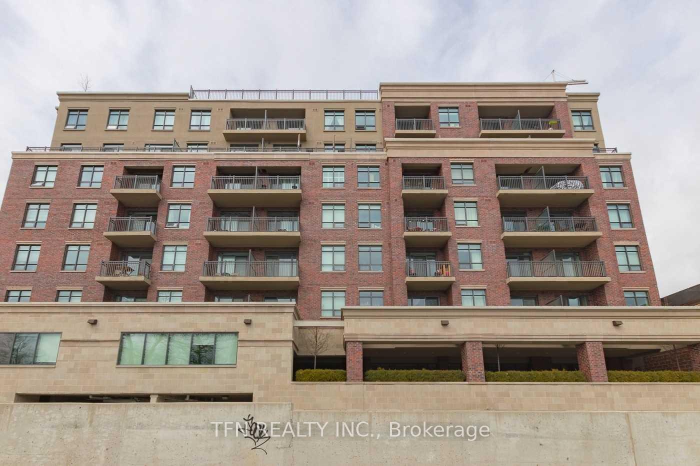 3563 Lake Shore Boulevard W 411