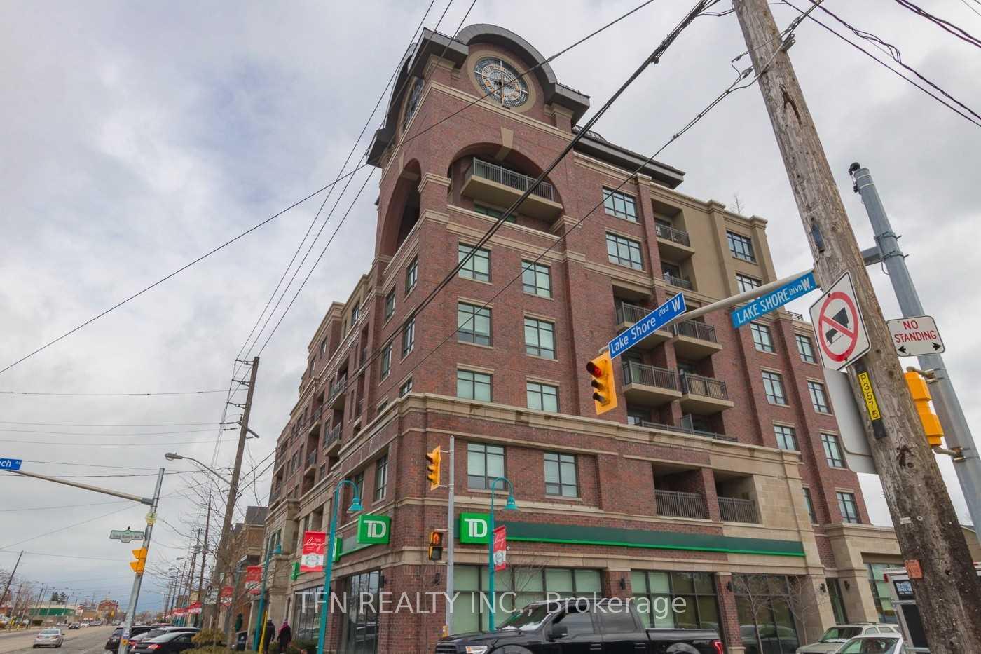 3563 Lake Shore Boulevard W 411