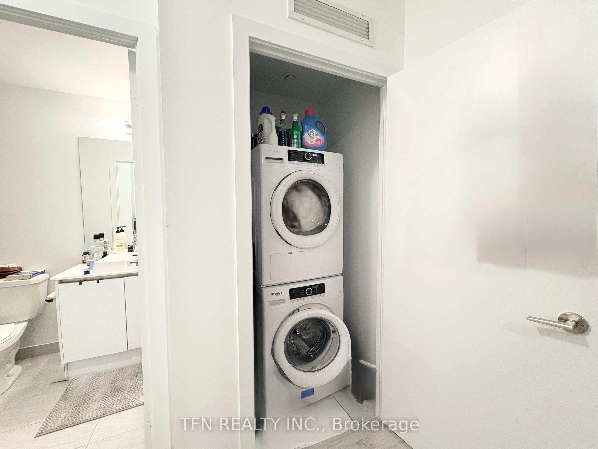 251 Manitoba Street 1807