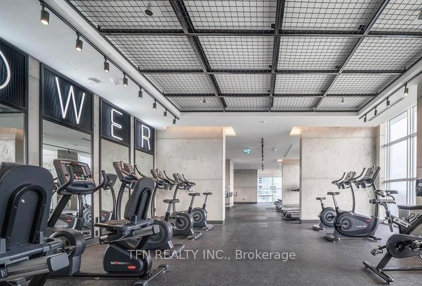 251 Manitoba Street 1807