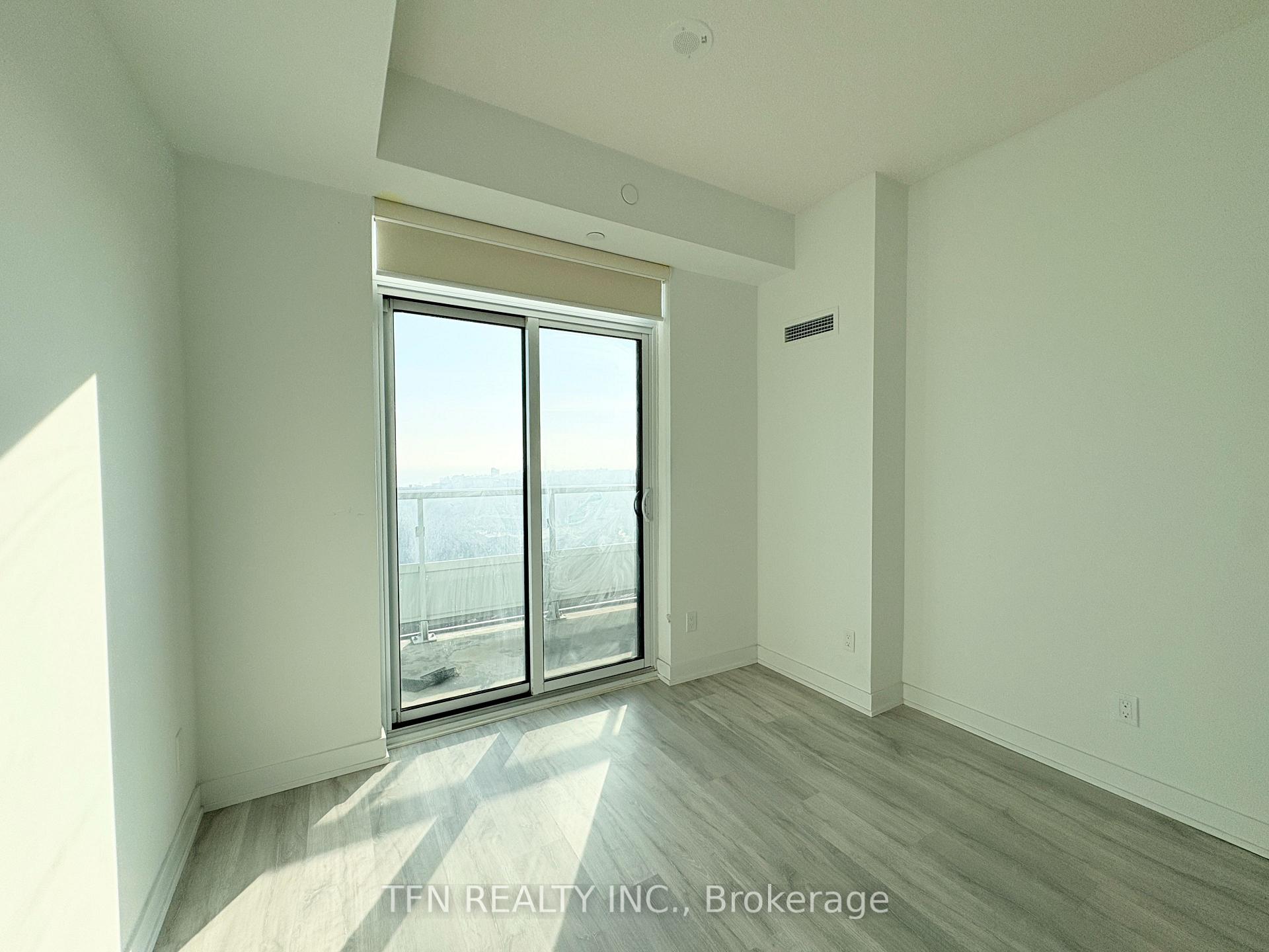 251 Manitoba Street #1807