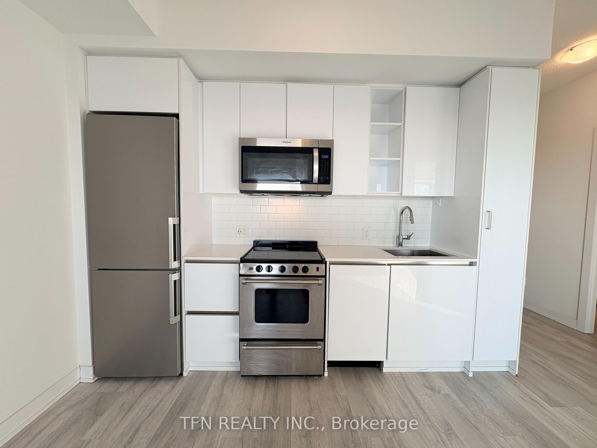 251 Manitoba Street #1807