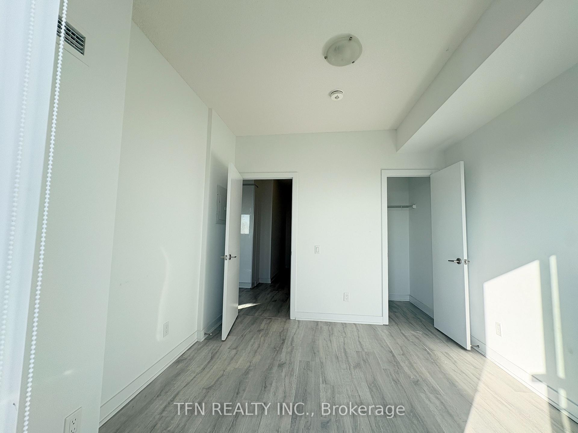 251 Manitoba Street #1807