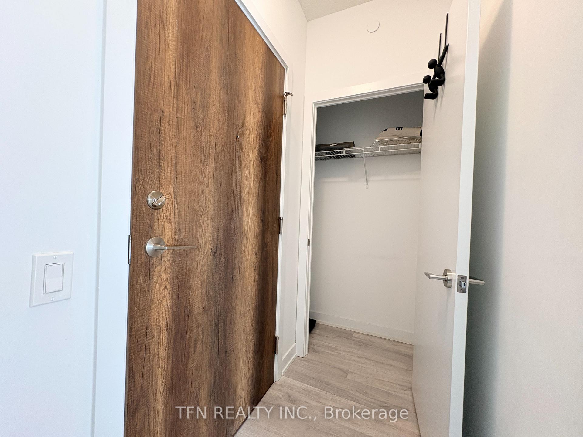 251 Manitoba Street #1807