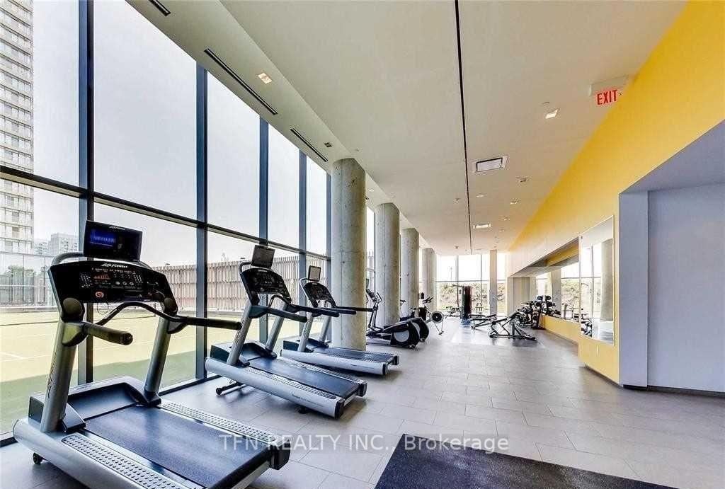 105 The Queensway Avenue 1005