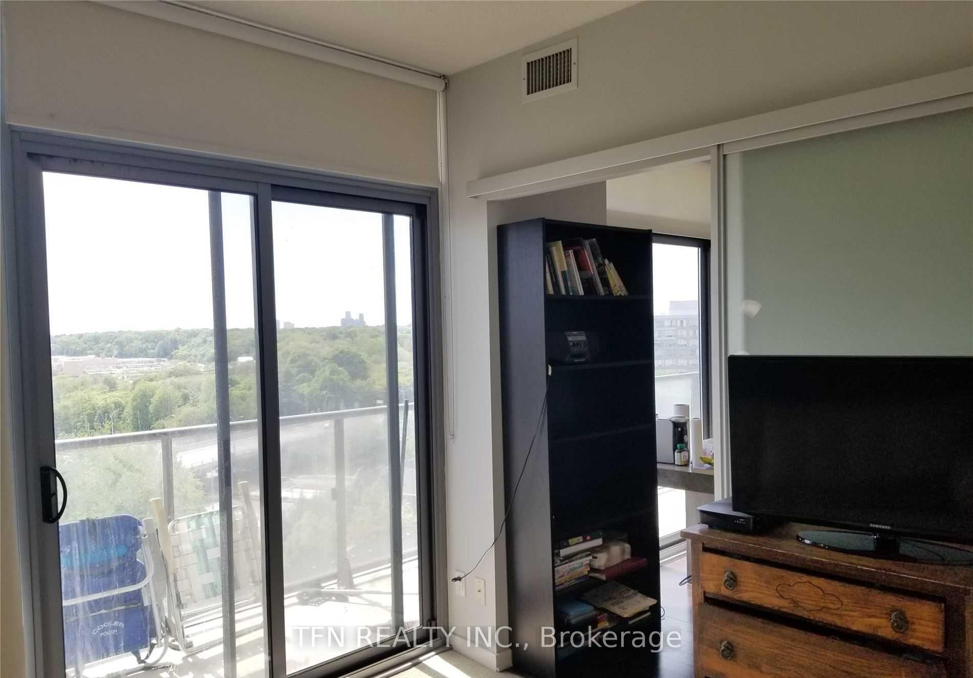 105 The Queensway Avenue 1005