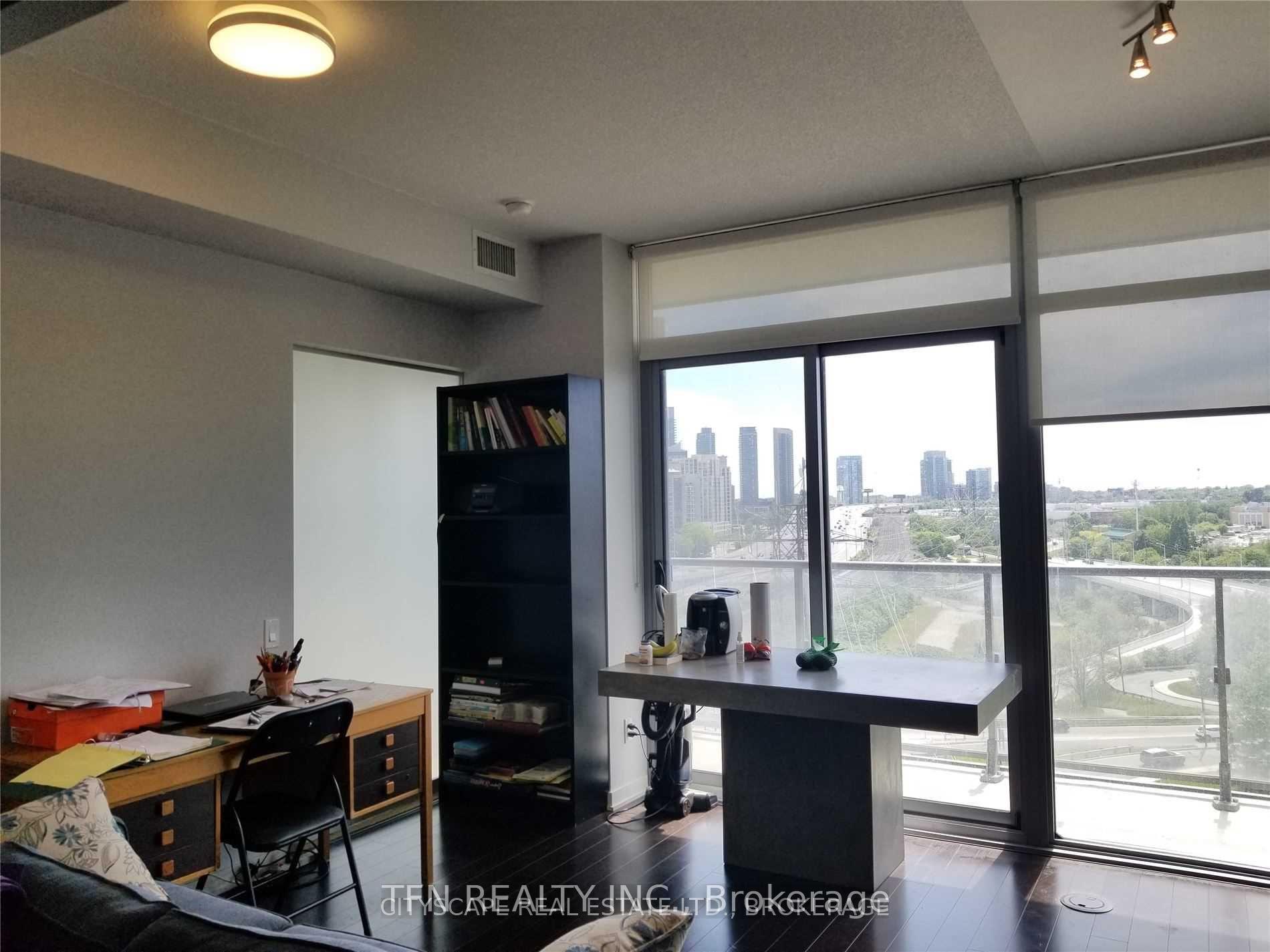 105 The Queensway Avenue 1005