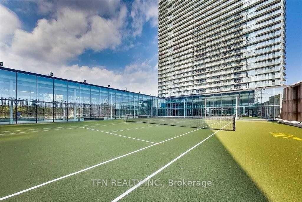 105 The Queensway Avenue 1005