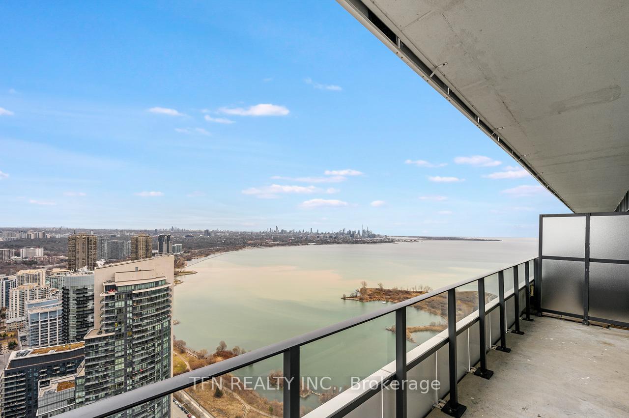 20 Shore Breeze Drive 4703