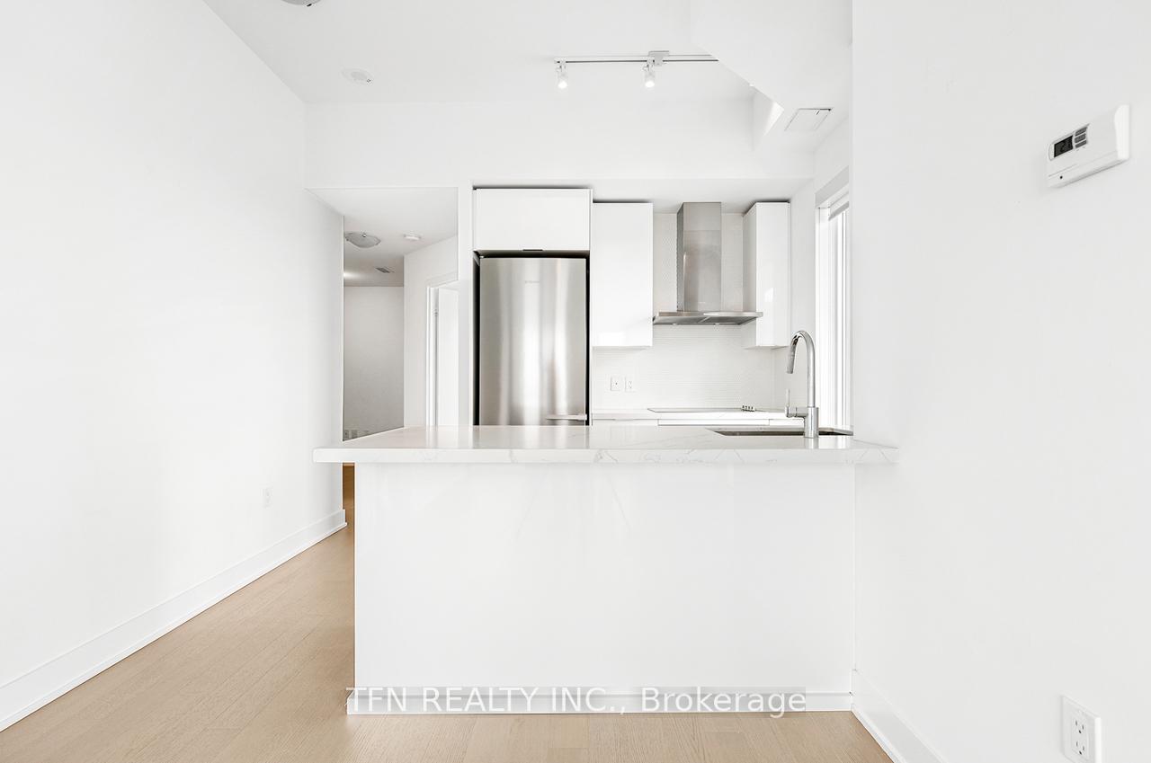 20 Shore Breeze Drive 4703
