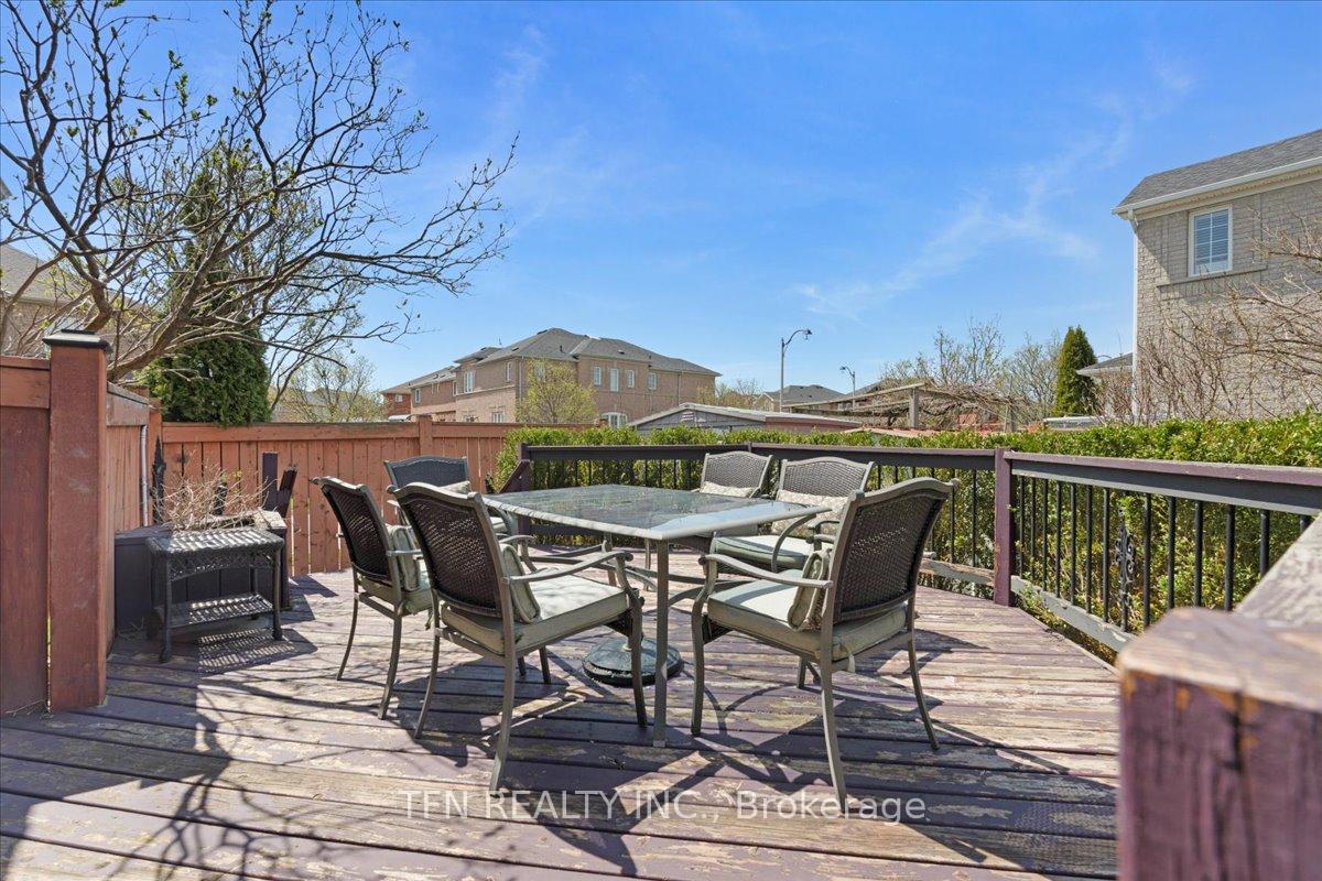 70 Sewells Lane