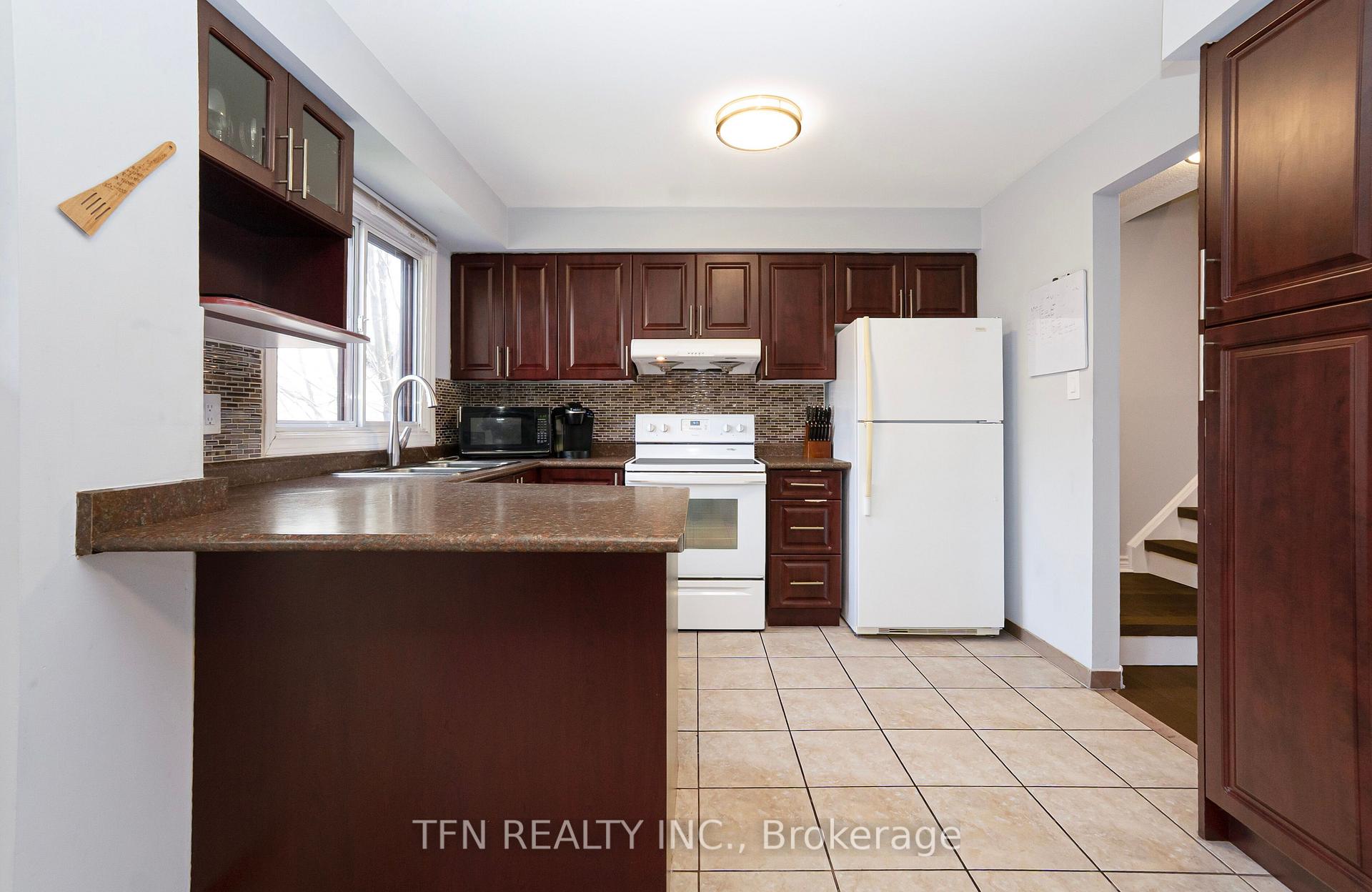 4165 Fieldgate Drive 9