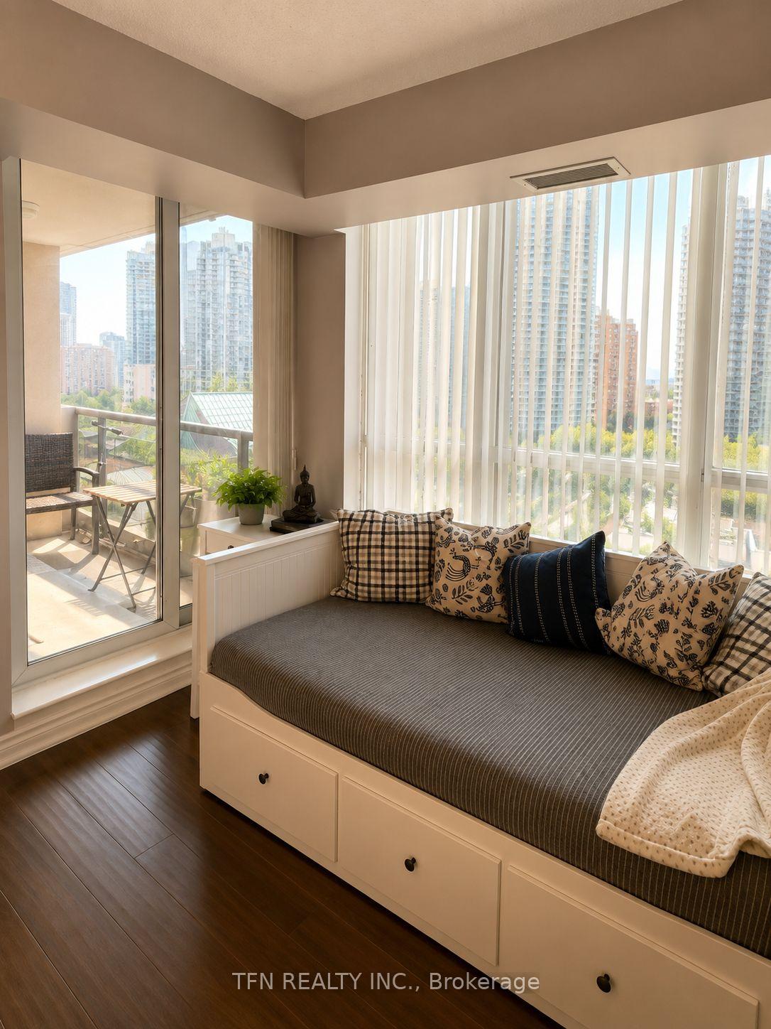4080 Living Arts Drive 1101