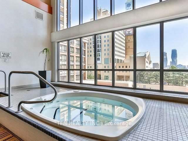 4080 Living Arts Drive 1101