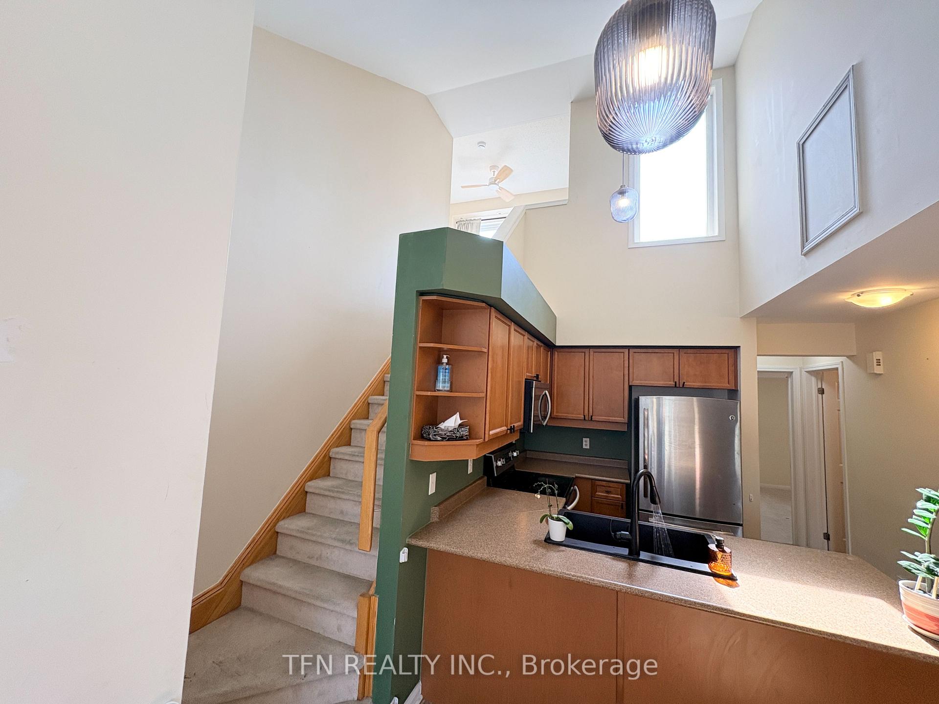 588 Shoreline Drive 3