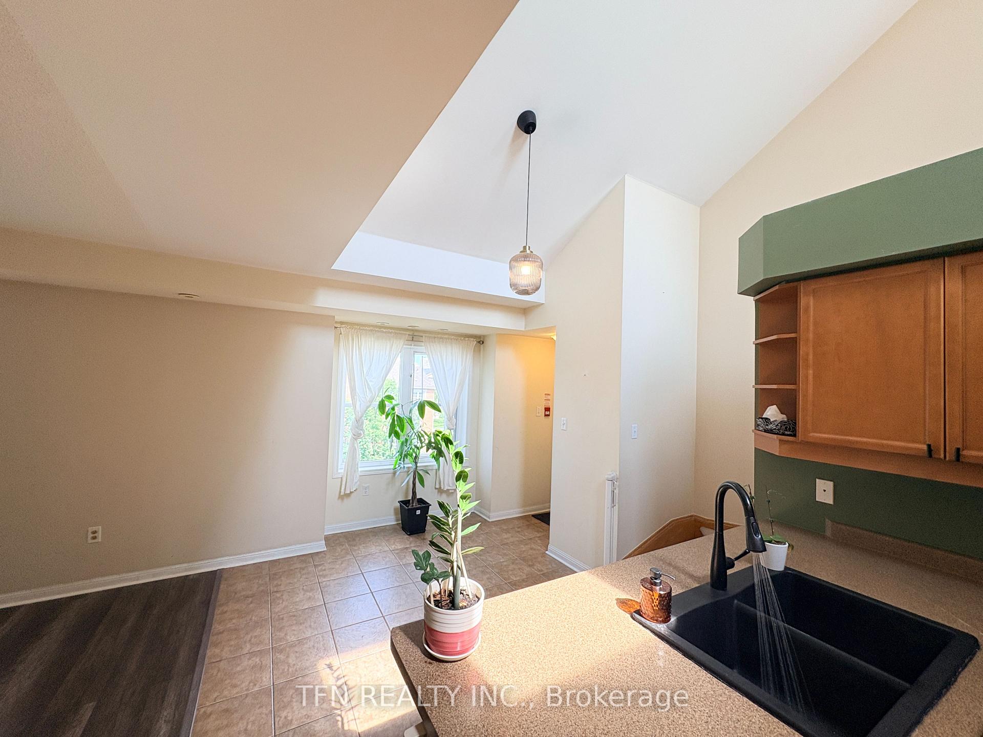 588 Shoreline Drive 3
