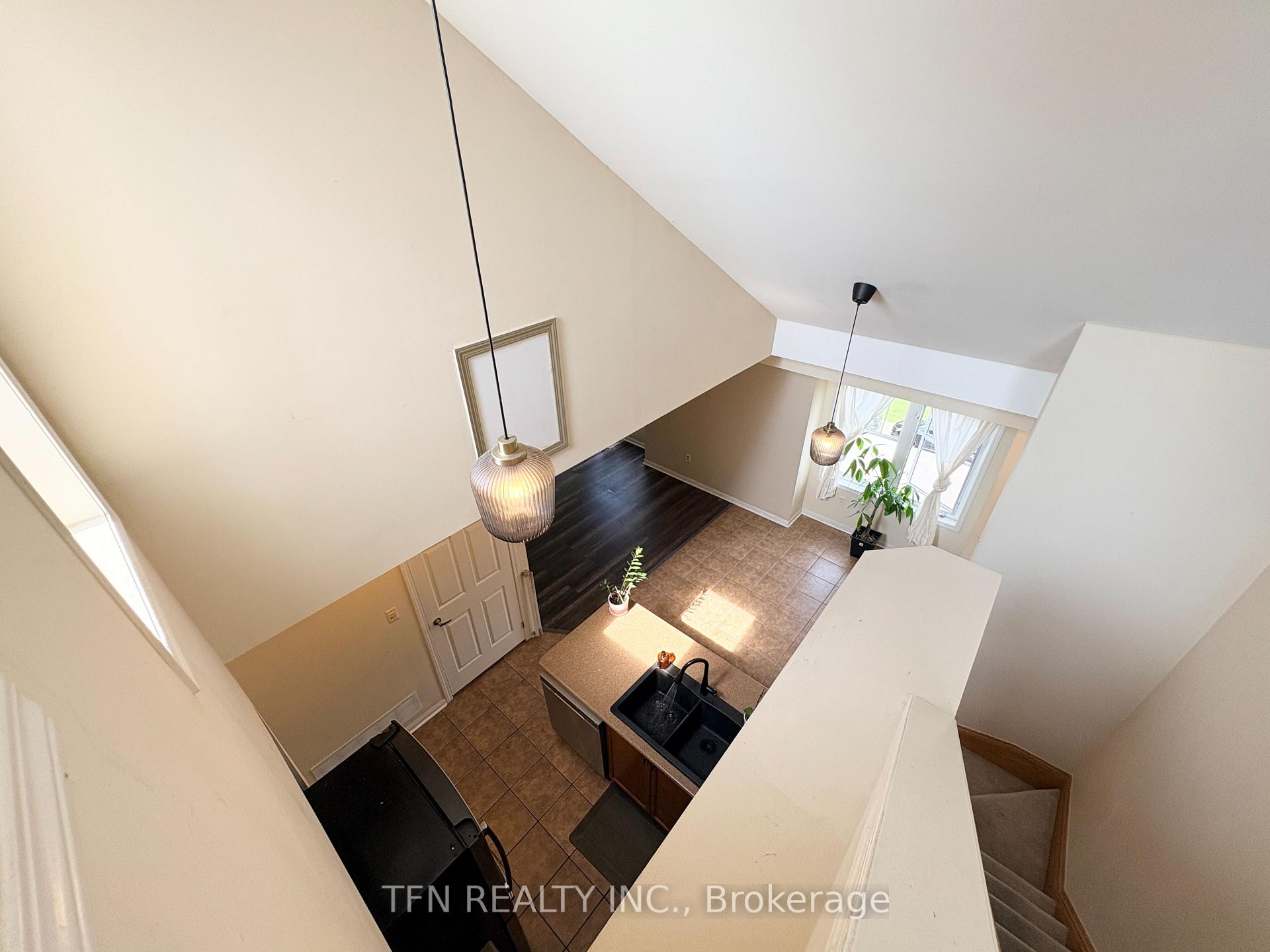 588 Shoreline Drive 3