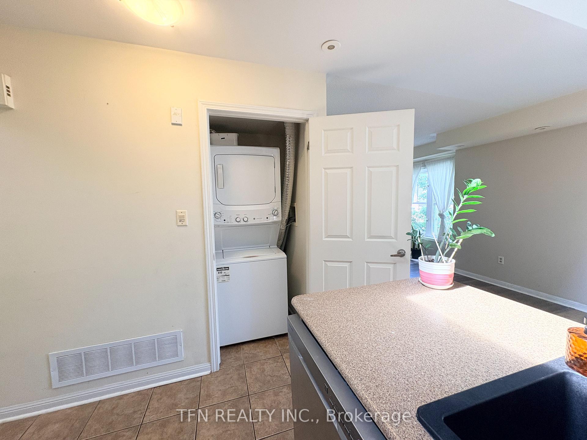 588 Shoreline Drive 3