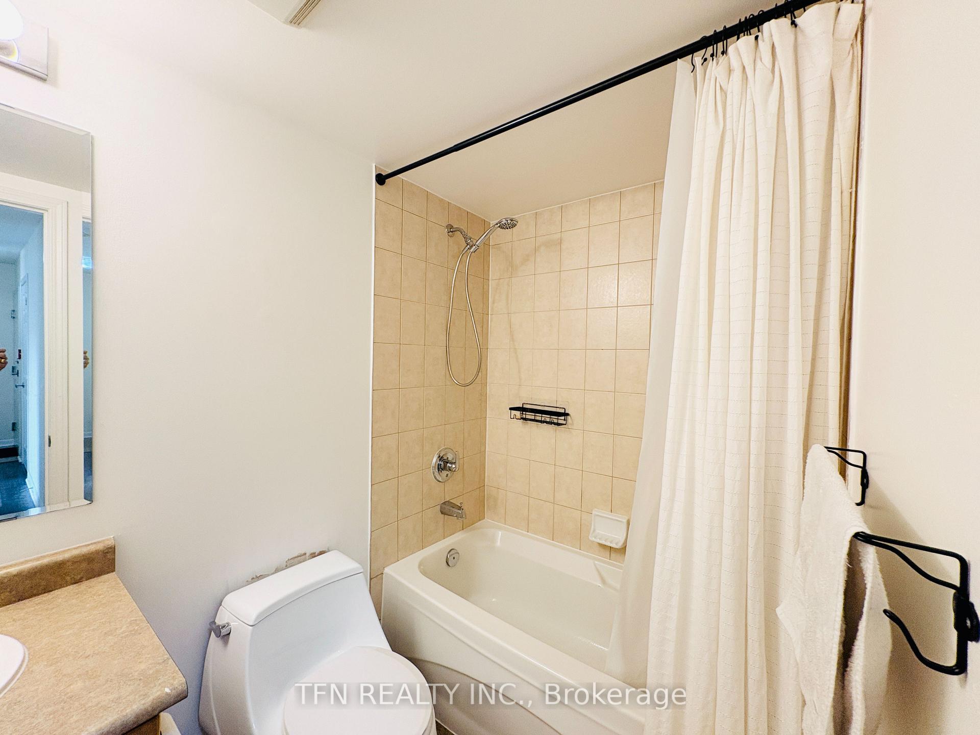 588 Shoreline Drive 3